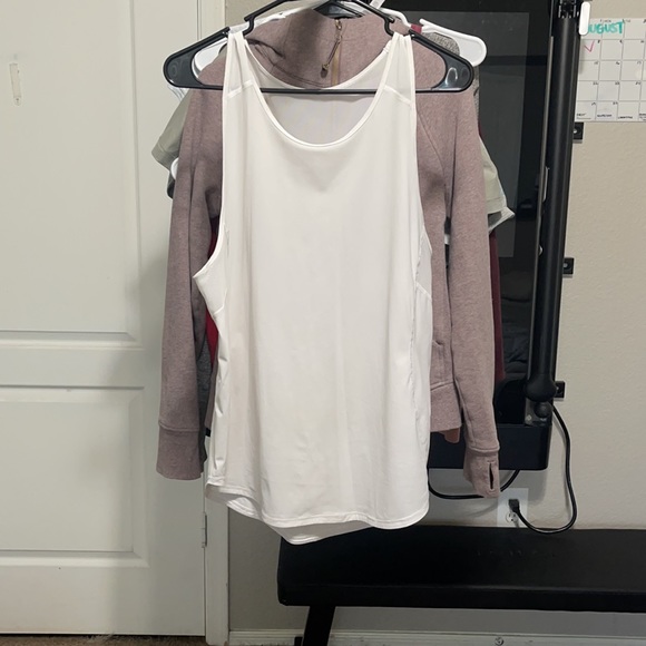 Lululemon sculpt tank - Picture 4 of 4